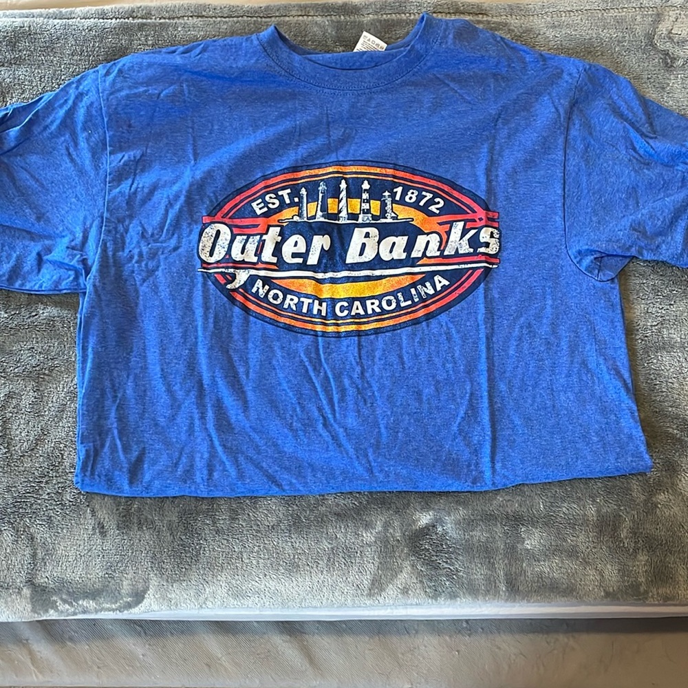 Men’s outer banks short sleeve tshirt